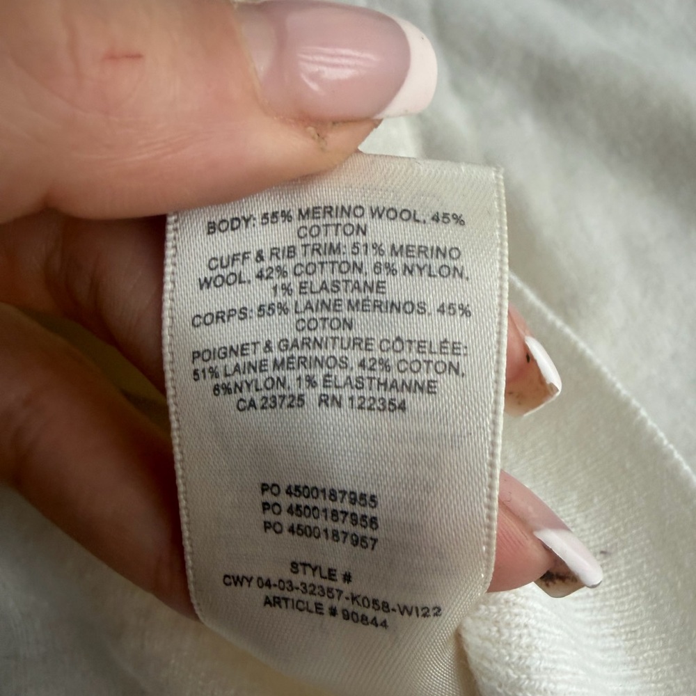 Aritzia Wilfred Cream Cropped Turtleneck Sweater - Picture 4 of 4